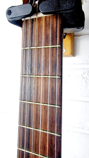VINTAGE CUENCA 40P CLASSICAL GUITAR