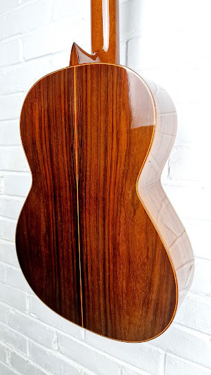 VINTAGE CUENCA 40P CLASSICAL GUITAR