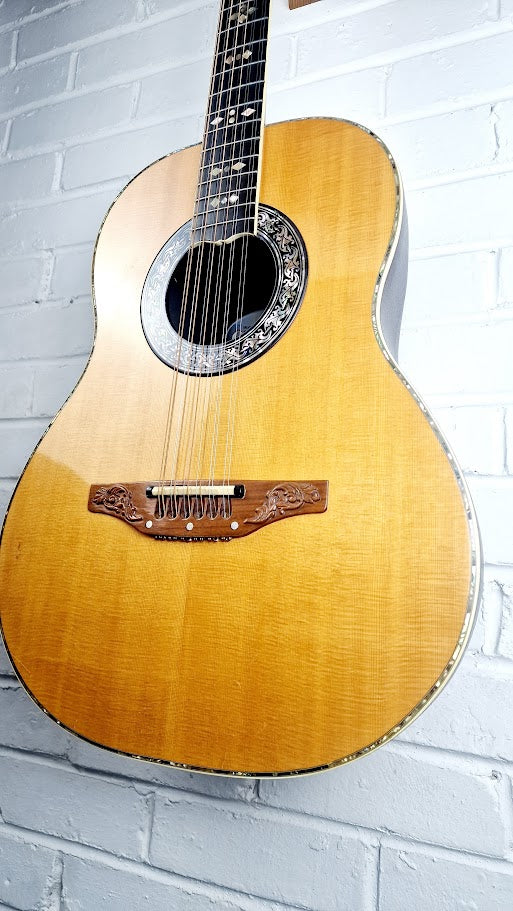 OVATION 1658 CUSTOM LEGEND 12 STRING BOWL BACK GUITAR AND HARD CASE