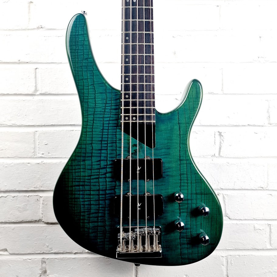 WASHBURN XB500 BANTAM 5 STRING ACTIVE BASS TRANSPARENT GREEN
