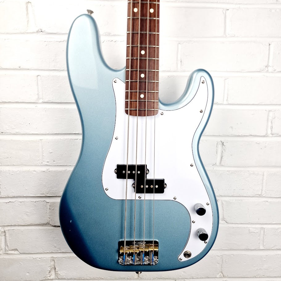 FENDER STANDARD PRECISION P BASS 2005 BLUE AGAVE