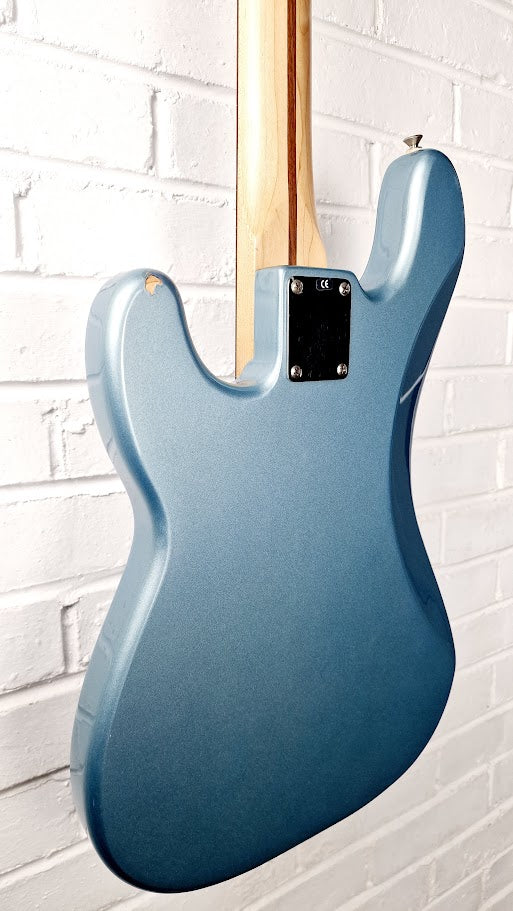 FENDER STANDARD PRECISION P BASS 2005 BLUE AGAVE