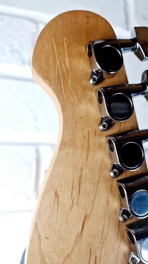 CRUISER BY CRAFTER RED STRATOCASTER ELECTRIC GUITAR
