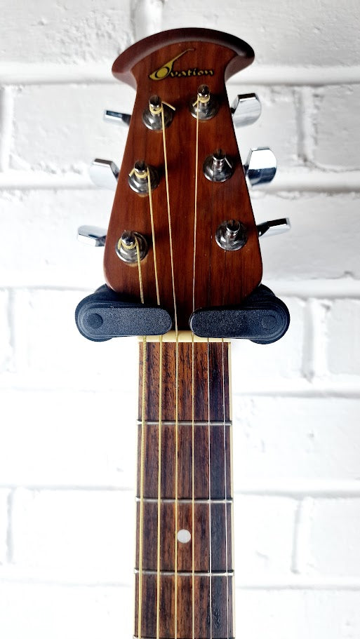OVATION CELEBRITY DELUXE CC267 ROUNDBACK ELECTRO ACOUSTIC GUITAR
