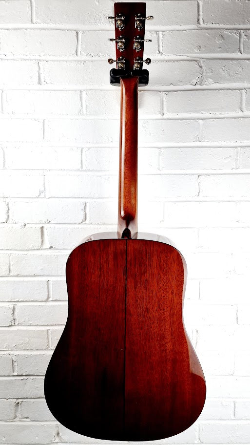 SIGMA SDM-18 DREADNOUGHT NATURAL SOLID SPRUCE TOP ACOUSTIC GUITAR