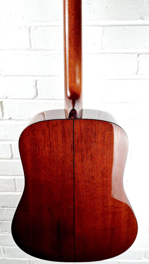 SIGMA SDM-18 DREADNOUGHT NATURAL SOLID SPRUCE TOP ACOUSTIC GUITAR