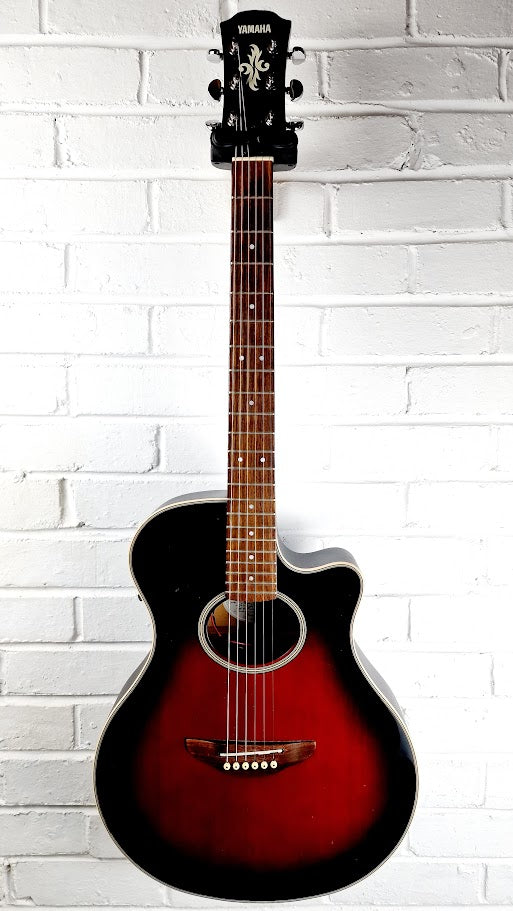YAMAHA APX-4 CHERRY BURST ACOUSTIC GUITAR