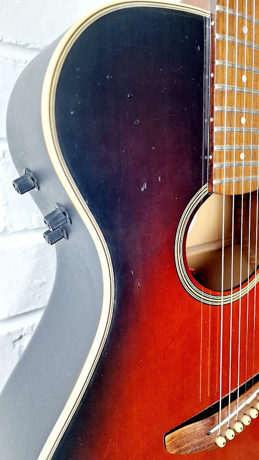 YAMAHA APX-4 CHERRY BURST ACOUSTIC GUITAR