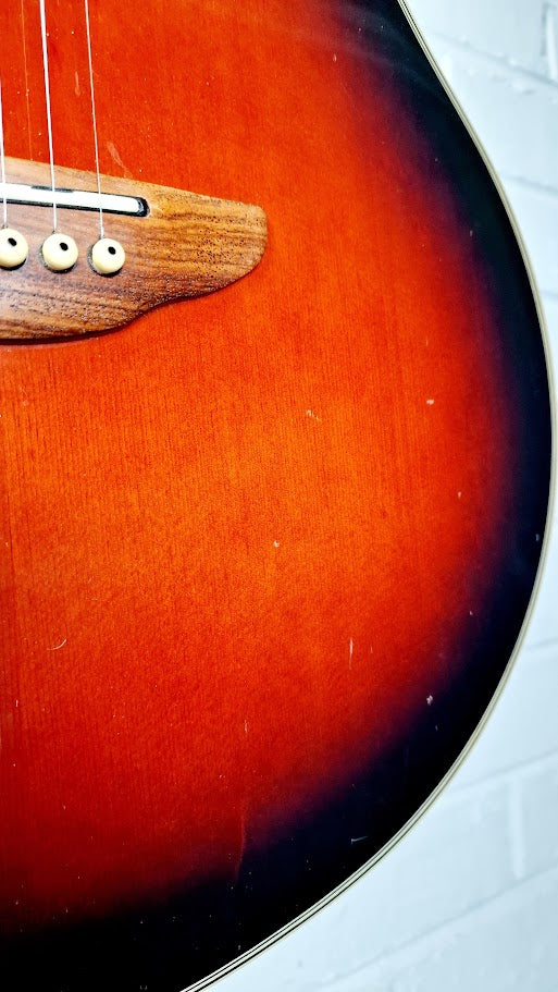 YAMAHA APX-4 CHERRY BURST ACOUSTIC GUITAR
