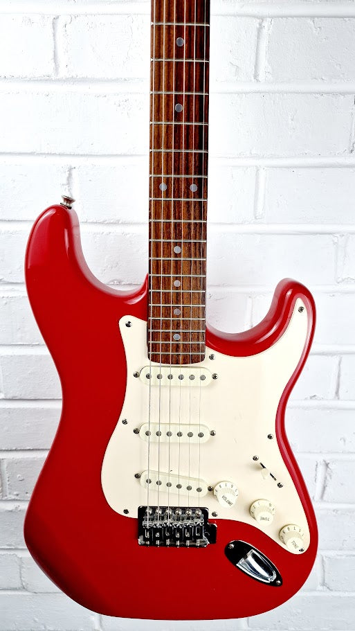 STRATOCASTER PARTSCASTER RED ELECTRIC GUITAR #001