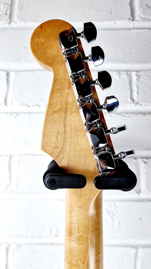 STRATOCASTER PARTSCASTER RED ELECTRIC GUITAR #001