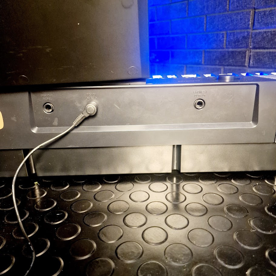 CASIO CDP130 88 KEY TOUCH SENSITIVE BLACK KEYBOARD DIGITAL PIANO