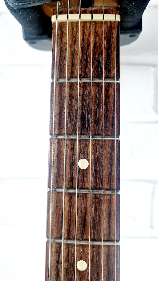 FENDER BLACKTOP STRATOCASTER 2010 HH CANDY APPLE RED ELECTRIC GUITAR