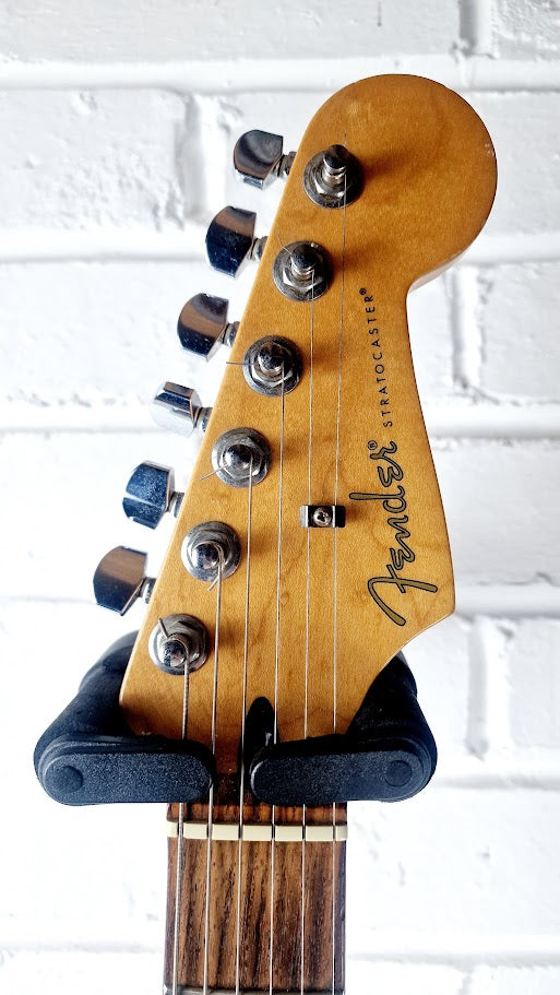 FENDER BLACKTOP STRATOCASTER 2010 HH CANDY APPLE RED ELECTRIC GUITAR