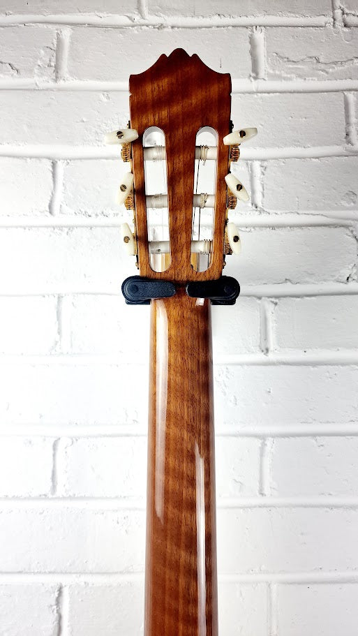 YAMAHA CG201S NATURAL CLASSICAL GUITAR