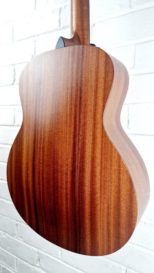 TAYLOR GS MINI E MAHOGANY ELECTRO ACOUSTIC GUITAR + TAYLOR GIG BAG