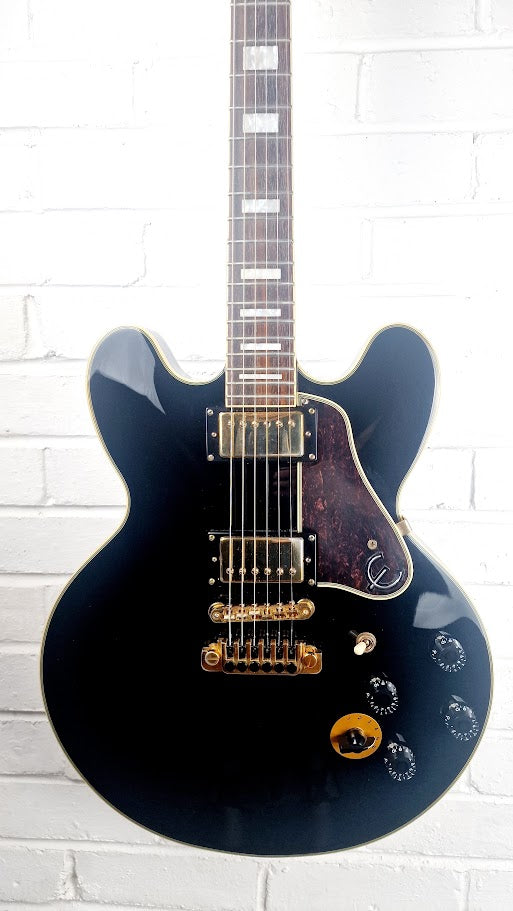 EPIPHONE BB KING LUCILLE EBONY ELECTRIC GUITAR + HARD CASE