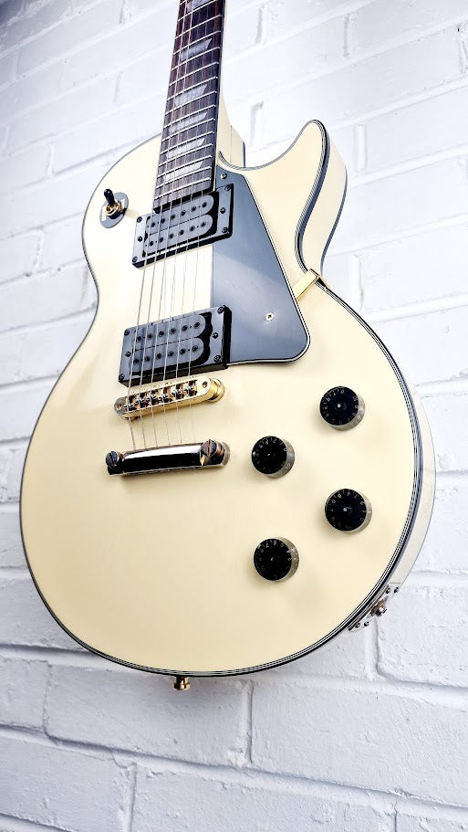 COLUMBUS VINTAGE 1970S IVORY WHITE LES PAUL ELECTRIC GUITAR