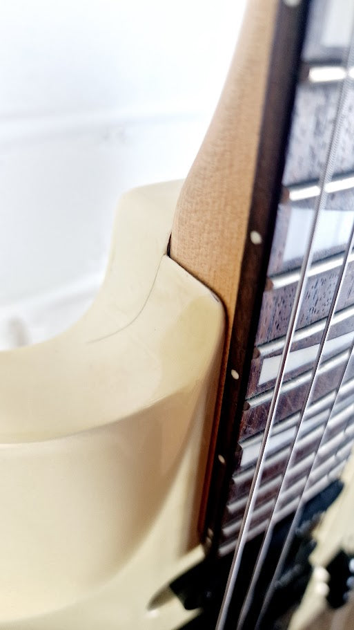 VESTER SUPER STRAT ANTIQUE WHITE 1980s ELECTRIC GUITAR