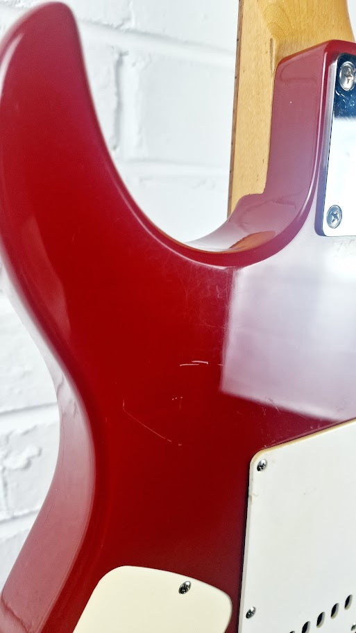 YAMAHA PACIFICA PAC112V RED ELECTRIC GUITAR