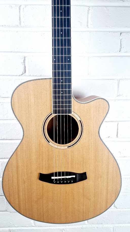 TANGLEWOOD TX EA ELECTRO ACOUSTIC GUITAR