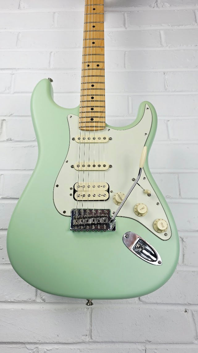 FENDER AMERICAN PERFORMER STRATOCASTER HSS SATIN SURF GREEN + HARD CASE