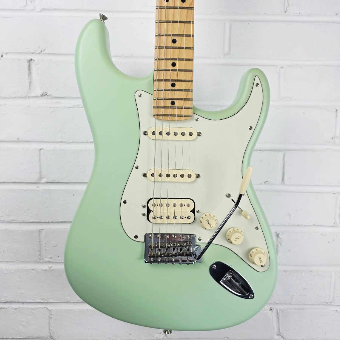 FENDER AMERICAN PERFORMER STRATOCASTER HSS SATIN SURF GREEN + HARD CASE