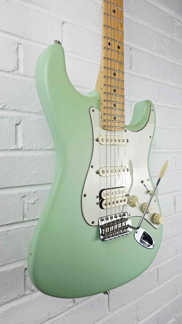 FENDER AMERICAN PERFORMER STRATOCASTER HSS SATIN SURF GREEN + HARD CASE