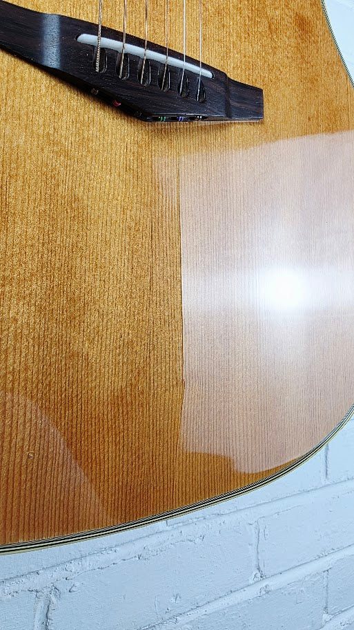 OVATION BALLADEER 1968 DELUXE ROUNDBACK ACOUSTIC GUITAR