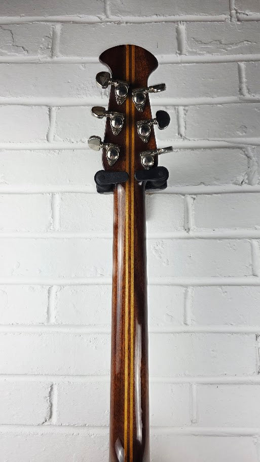 OVATION BALLADEER 1968 DELUXE ROUNDBACK ACOUSTIC GUITAR