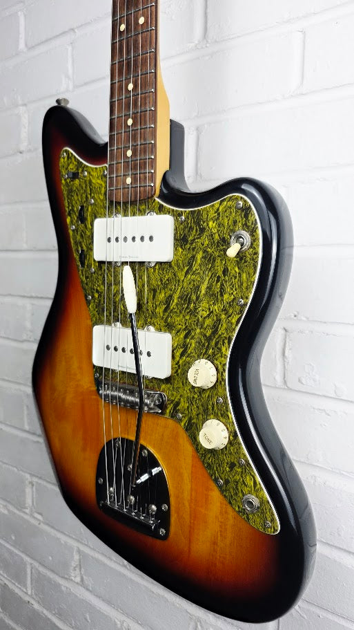 SQUIER JAZZMASTER VINTAGE MODIFIED SUNBURST ELECTRIC GUITAR