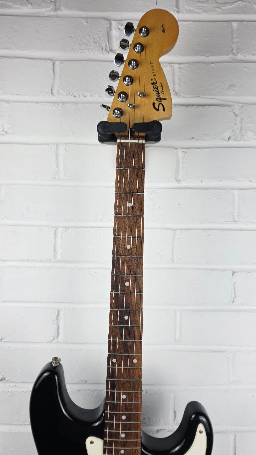 SQUIER STRATOCASTER 2004 INDONESIA BLACK ELECTRIC GUITAR