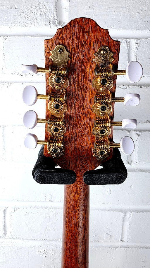 CRAFTER M85E NATURAL ELECTRO ACOUSTIC MANDOLIN + CASE