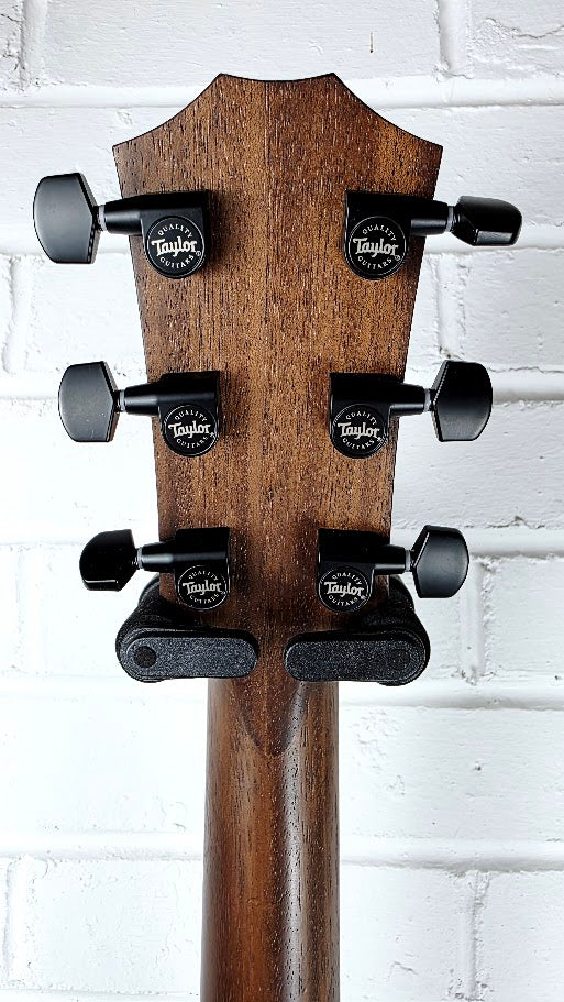TAYLOR AD12E SB SUNBURST AMERICAN DREAM ELECTRO ACOUSTIC GUITAR + TAYLOR CASE