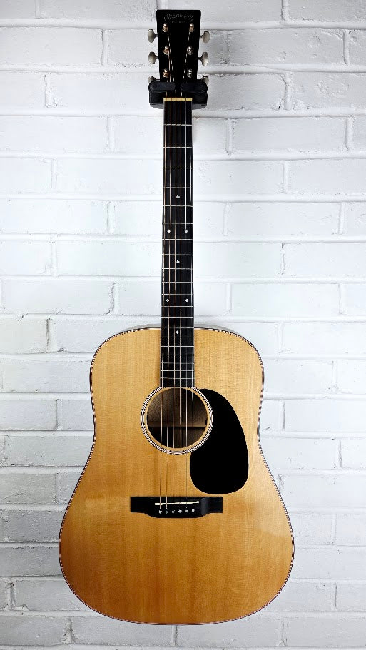 MARTIN D-16E 2015 ELECTRO ACOUSTIC GUITAR + MARTIN HARD CASE