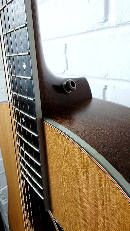MARTIN D-16E 2015 ELECTRO ACOUSTIC GUITAR + MARTIN HARD CASE