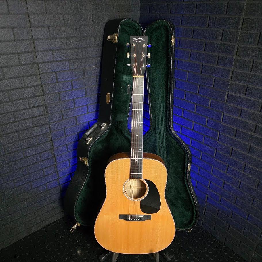 MARTIN D-16E 2015 ELECTRO ACOUSTIC GUITAR + MARTIN HARD CASE