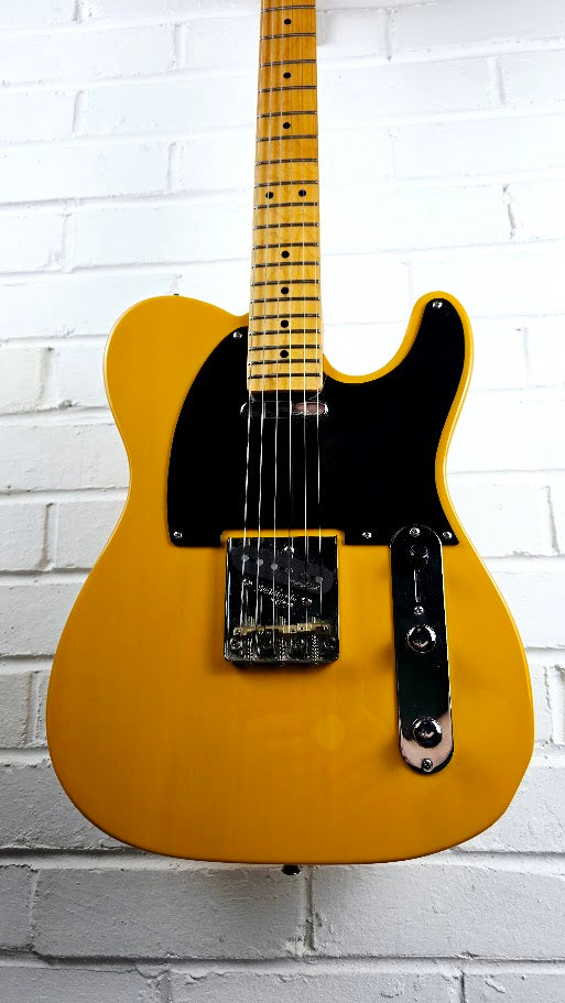 VINTAGE REISSUED SERIES V52 BUTTERSCOTCH TELECASTER ELECTRIC GUITAR