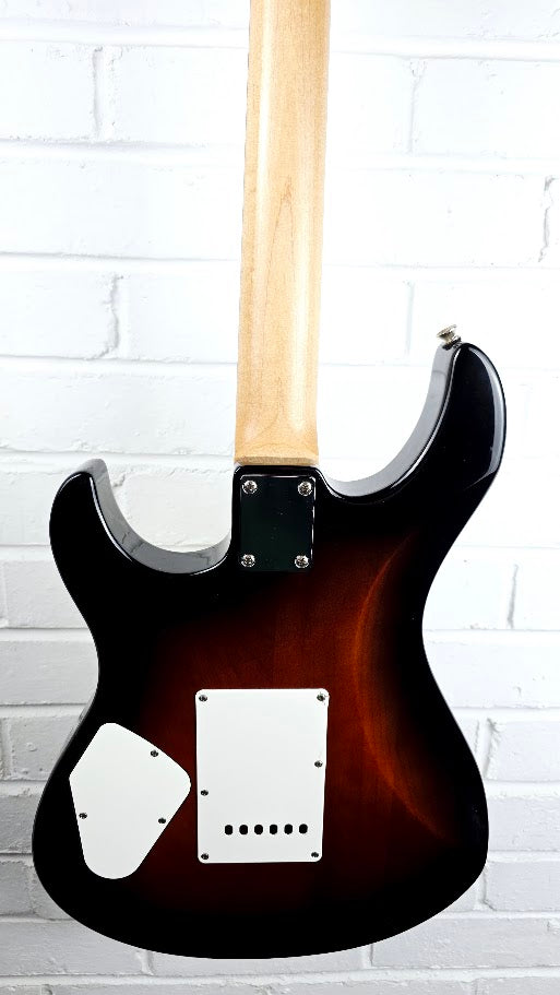 YAMAHA PACIFICA 112V OLD VIOLIN SUNBURST ELECTRIC GUITAR
