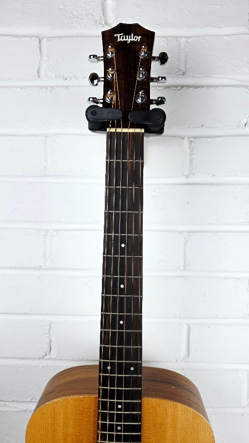 TAYLOR BABY BT1e ELECTRO ACOUSTIC GUITAR AND CASE