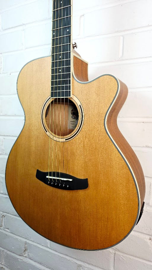 TANGLEWOOD TX EA ELECTRO ACOUSTIC GUITAR #002