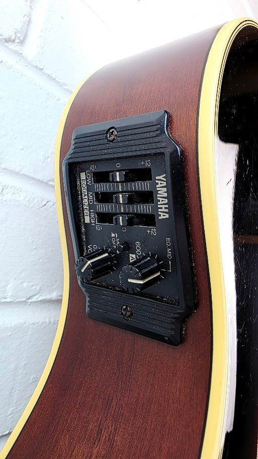 YAMAHA APX-4-12A 12 STRING SUNBURST ELECTRO ACOUSTIC GUITAR