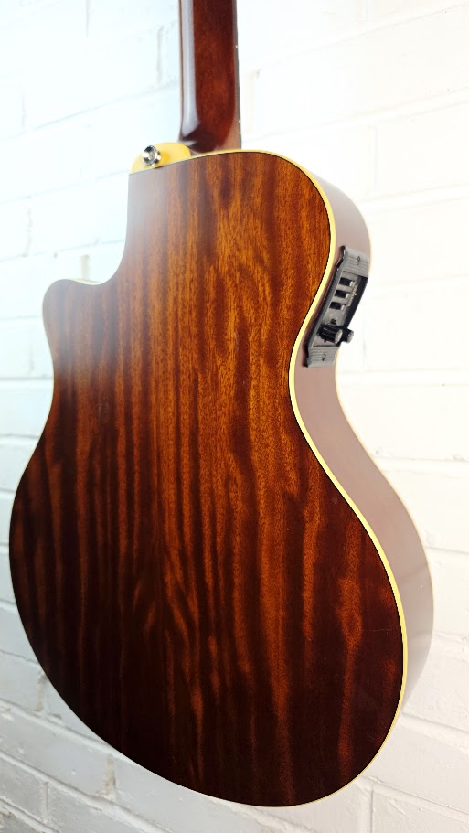 YAMAHA APX-4-12A 12 STRING SUNBURST ELECTRO ACOUSTIC GUITAR