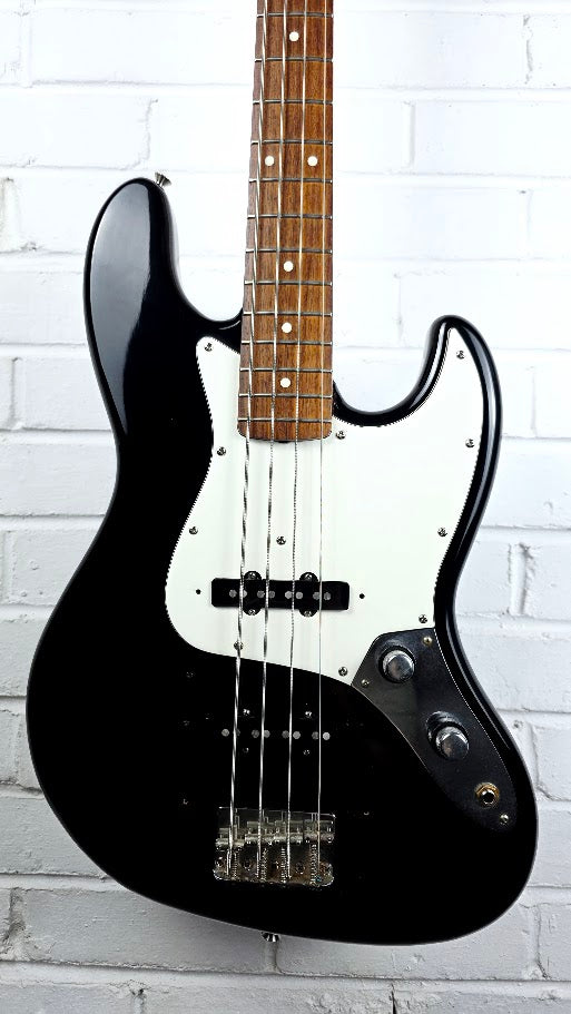 FENDER 1984 MIJ JAZZ BASS BLACK SERIAL E968853