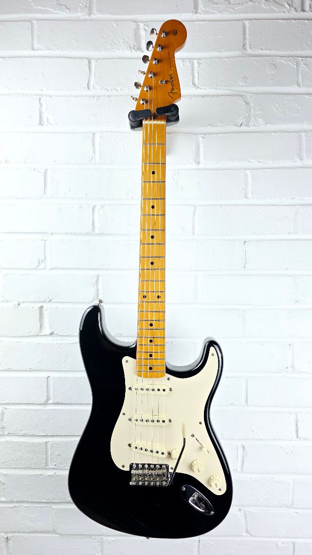 FENDER CLASSIC SERIES 50s STRATOCASTER MIM 2004 BLACK ELECTRIC GUITAR