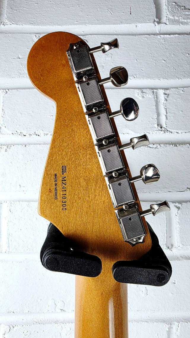 FENDER CLASSIC SERIES 50s STRATOCASTER MIM 2004 BLACK ELECTRIC GUITAR