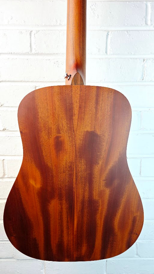FAITH FDS MINI SATURN NOMAD ELECTRO ACOUSTIC TRAVEL GUITAR AND CASE