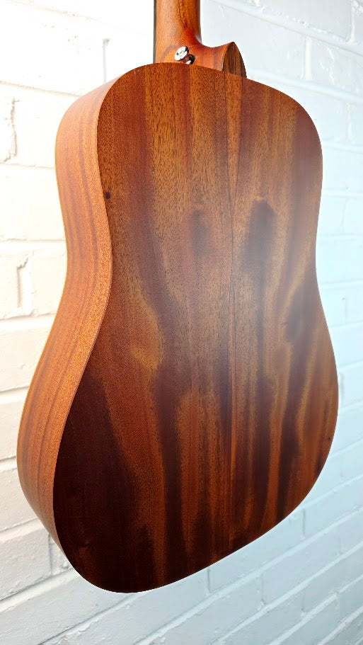 FAITH FDS MINI SATURN NOMAD ELECTRO ACOUSTIC TRAVEL GUITAR AND CASE