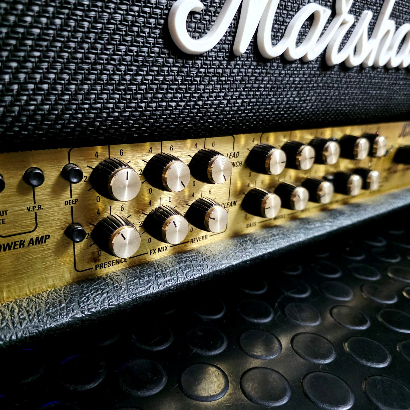 MARSHALL TSL100 JCM 2000 TRIPLE SUPER LEAD VALVE GUITAR AMP HEAD