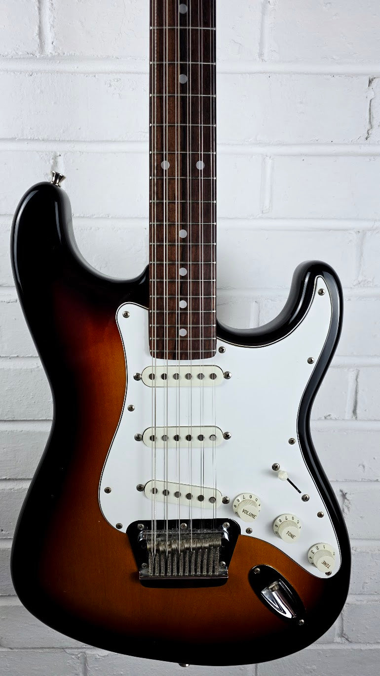 FENDER STRATOCASTER XII 12 STRING 3 TONE SUNBURST 90S JAPAN ELECTRIC GUITAR